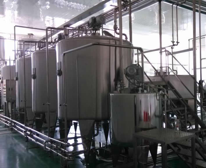 山楂大型果酒生產(chǎn)線(xiàn)